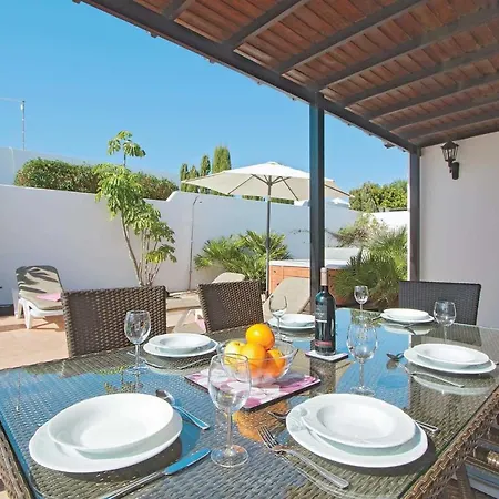 Villa Puerto Del Carmen Sleeps 6 Wifi *